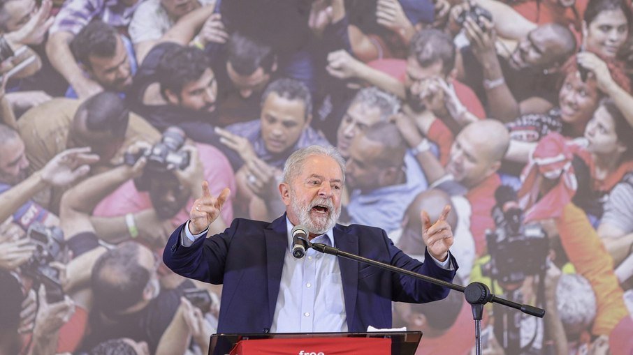 Lula defende que “países mais ricos financiem vacinas para os mais pobres”