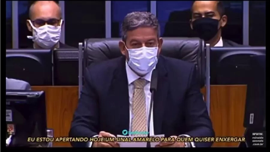 Lira faz o certo e acena com o impeachment de Bolsonaro. Sinal vermelho já!