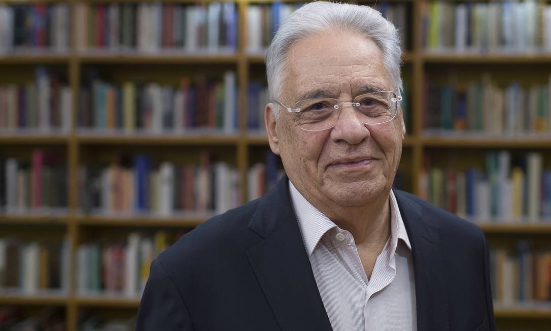 ‘BRASIL ESTÁ NUM NEVOEIRO, MAS MILITARES NÃO TÊM PLANO DE VOLTAR AO PODER’, CRITICA FERNANDO HENRIQUE