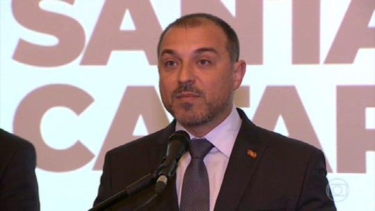 CPI DA COVID APROVA CONVOCAÇÃO DE CARLOS MOISÉS E MAIS OITO GOVERNADORES