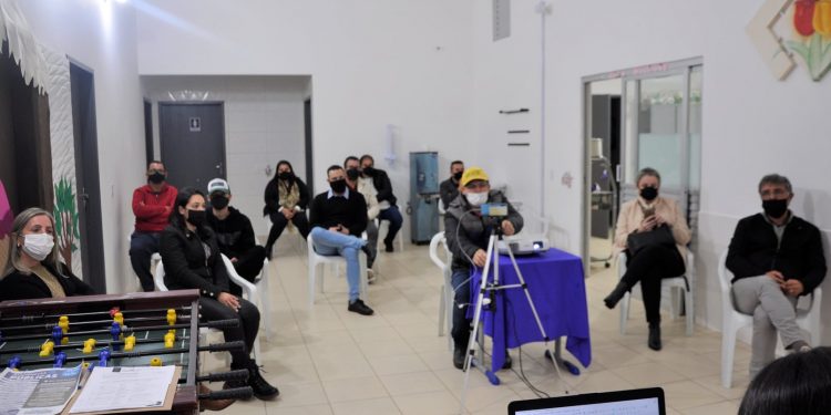 Prefeitura realiza 10ª Audiência Pública no Bairro Calheiros para discutir alterações no Plano Diretor 