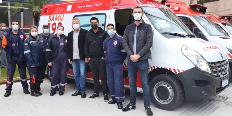 Serviço de Atendimento Móvel de Urgência de Biguaçu, recebe nova ambulância