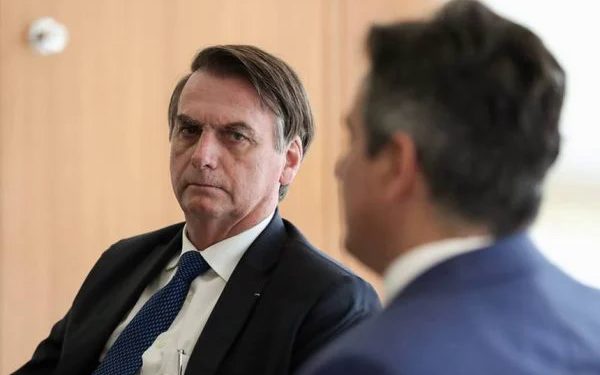 PP de Nogueira, chefe da Casa Civil, recusa o passe de Bolsonaro