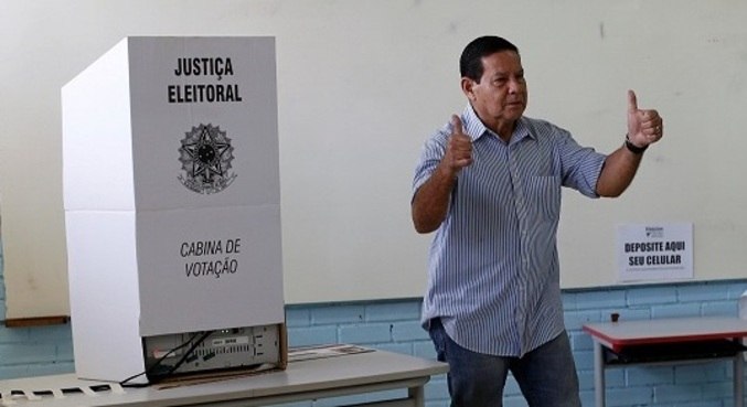 ‘Pode ter choro de perdedor’, diz Mourão sobre eleição sem voto impresso