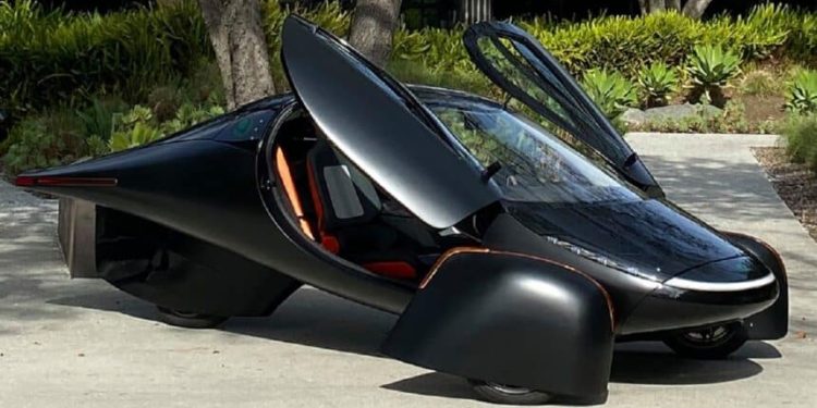 Conheça o Aptera, carro elétrico solar que ‘nunca precisa ser carregado’ com autonomia de 1.600 km