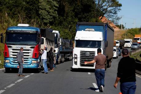 Governo consegue 24 liminares para evitar bloqueio de caminhoneiros nos estados