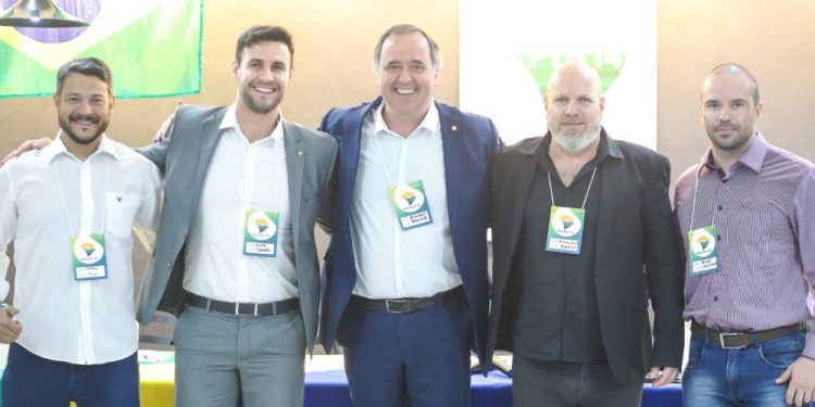 Silvio Dutra assume diretório municipal do PTB em Biguaçu