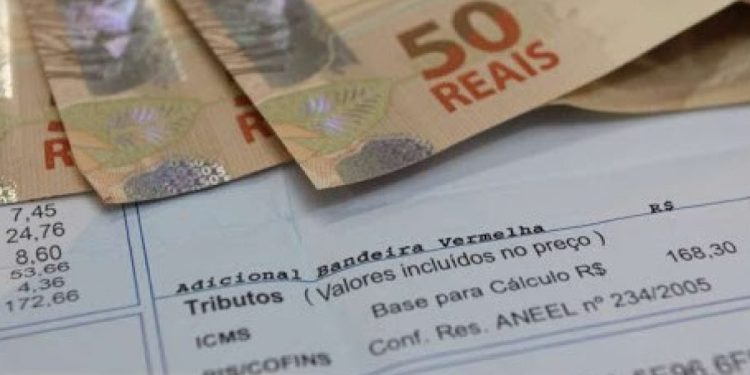 Prepare o bolso: a conta de luz vai sofrer novo e pesado reajuste