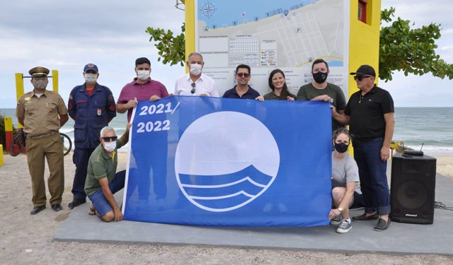 Bandeira Azul é hasteada na Praia Grande (Caravelas) pelo sexto ano consecutivo