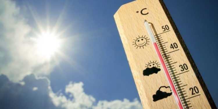Verão ou ‘inferno’? Onda de calor intenso promete temperaturas históricas em SC