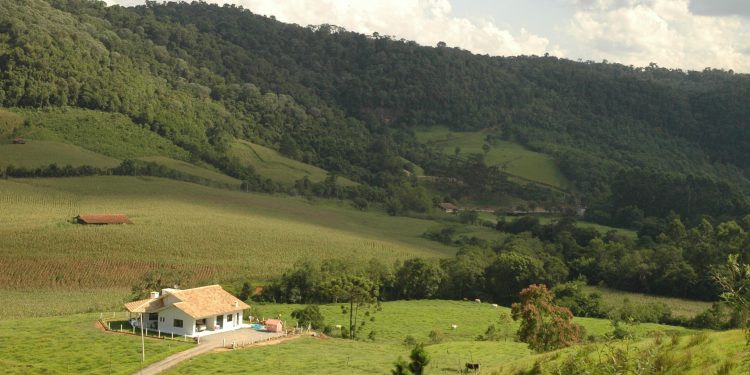 Cronograma de atividades do programa Terra Legal em Biguaçu será antecipado