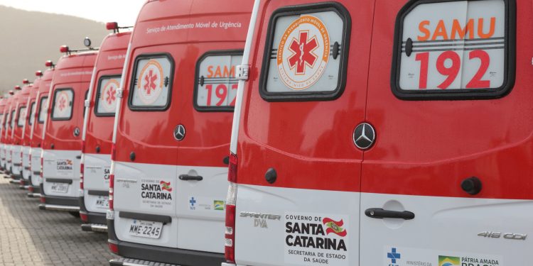 GOV. Celso Ramos receberá ambulância para o samu