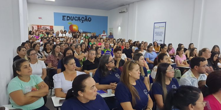 1º Fórum municipal de segurança pública nas escolas e realizado em Gov. Celso Ramos