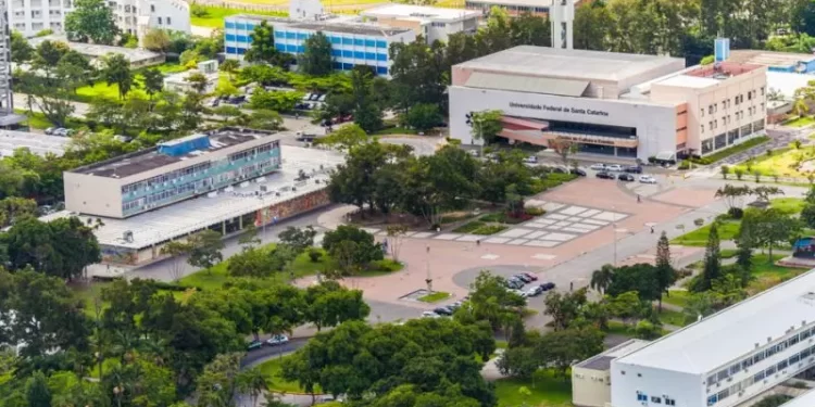 Após ‘boom’ de diarreia, UFSC encontra vírus que causou surto na universidade; entenda