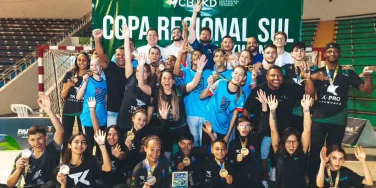 São José conquista Sul-Brasileiro de Taekwondo