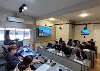 Vereadores mirins de Biguaçu realizam sessão ordinária de junho
