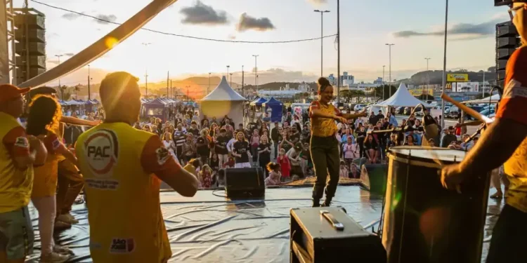 PAC abre inscrições para oficineiros que vão levar arte e cultura aos bairros de São José