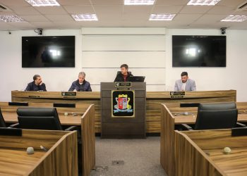 Comissão recebe Executivo para esclarecimentos sobre iluminação e segurança pública