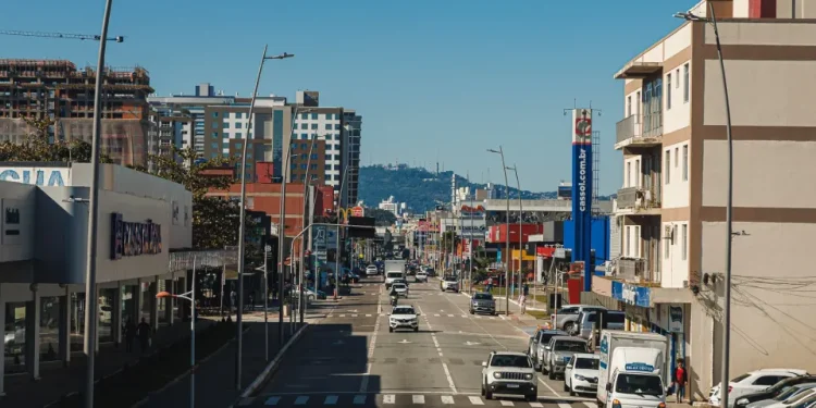 São José intensifica modernização da iluminação pública com lâmpadas de LED em vias e praças estratégicas