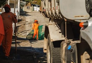 São José intensifica ações de limpeza urbana na Região Oeste com programa “Você no Zap”