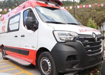Governador Celso Ramos recebe nova ambulância do SAMU 192