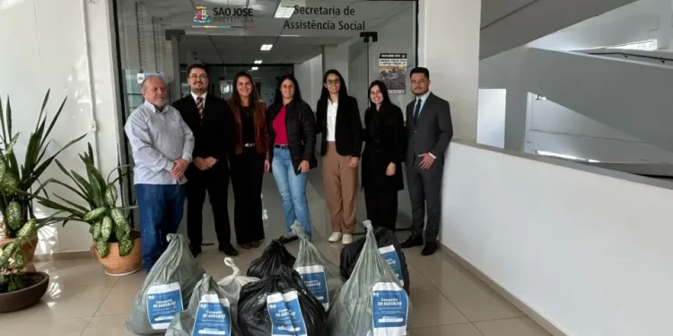 Campanha do Agasalho: Assistência Social recebe doações da OAB de São José