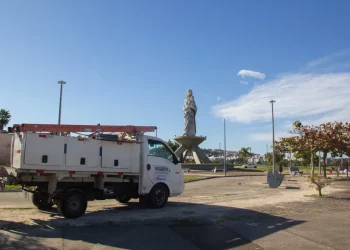 Iluminação pública de São José ganha novo padrão com luminárias LED em praças e avenidas