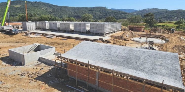 CASAN finaliza instalação de flocodecantadores na nova ETA de Biguaçu
