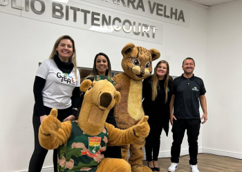 Governador Celso Ramos compartilha experiências exitosas em educação ambiental em seminário regional em Barra Velha