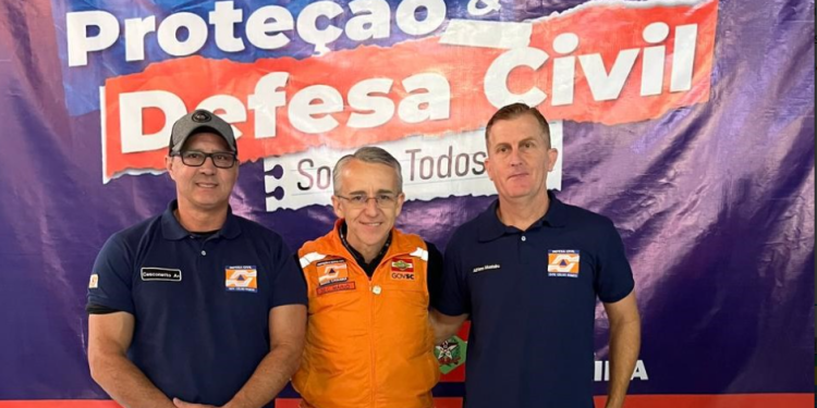 Defesa Civil de Governador Celso Ramos participa de capacitação regional em Laguna