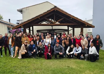 Primeiro dia de recesso é de aprendizado para grupo de professores de São José