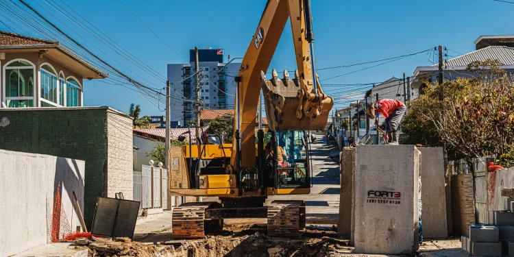 Obras de macrodrenagem no Ipiranga, em São José, entram em fase decisiva