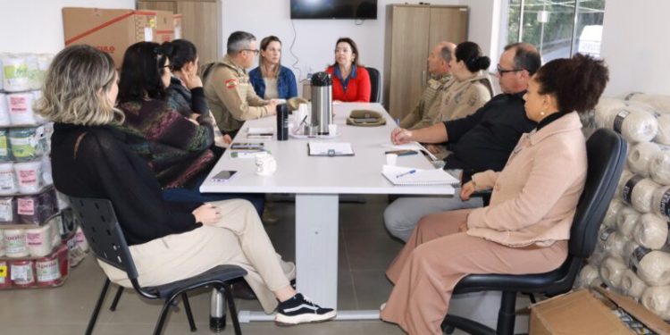 Família Acolhedora: Secretaria de Ação Social promove reunião com representantes das forças de segurança de Governador Celso Ramos