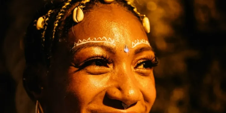 Oficinas gratuitas de dança afro-brasileira e memória ancestral celebram o feminino em São José