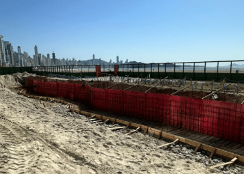 Como muro subterrâneo de 6 km em praia de Balneário Camboriú vai proteger orla da maré alta