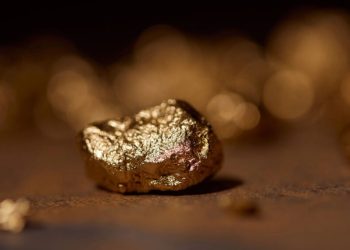 Esse item jogado no lixo pode conter ouro de 22 quilates e valer milhares de dólares