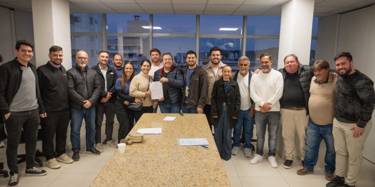 Prefeitura renova parceria para continuidade dos atendimentos de equoterapia em Biguaçu