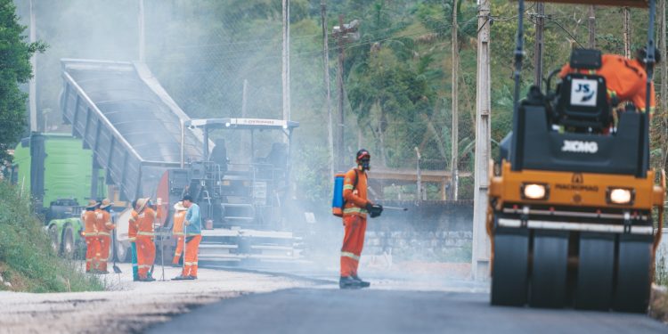 Governo empenha R$ 4 milhões para Biguaçu pavimentar mais estradas no interior