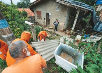 Operação Granizo amplia distribuição de telhas e chega a novos bairros