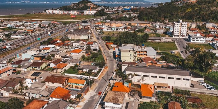 Rua Cônego Rodolfo Machado, no bairro Rio Caveiras, será revitalizada